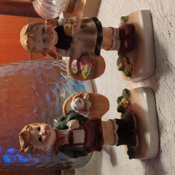 Fake Hummel Boy Figurine with a doggy in his basket - Picture 7 of 7